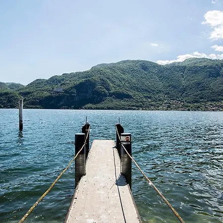 With View, Sauna And Air Conditioning Διαμέρισμα Mandello del Lario