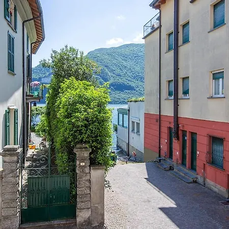 Διαμέρισμα With View, Sauna And Air Conditioning Mandello del Lario